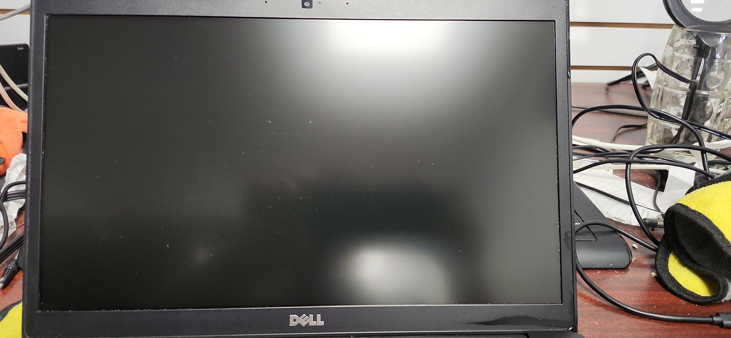 *DELL LATITUDE 7480 CORE i5 7300U(COUVERCLE LEGEREMENT GRADE B REGARDER PHOTOS)