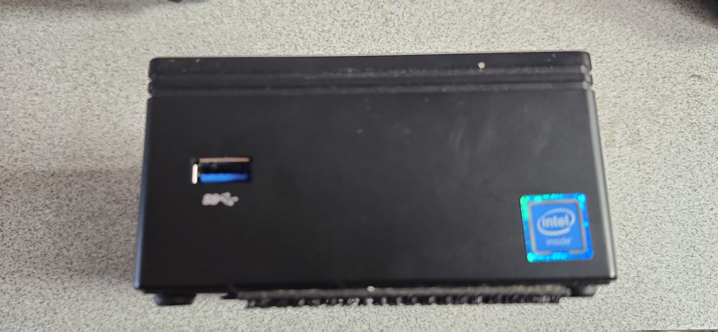 *MINI TOUR GIGABYTE GB BXBT 1900 INTEL CELERON