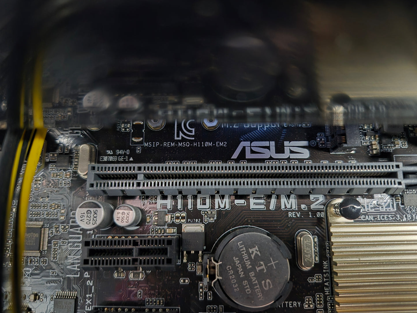 Tour ASUS H110M-EM — Core i5-7500 — 8 Go DDR4 — 256 Go NVMe — Windows 11 Pro
