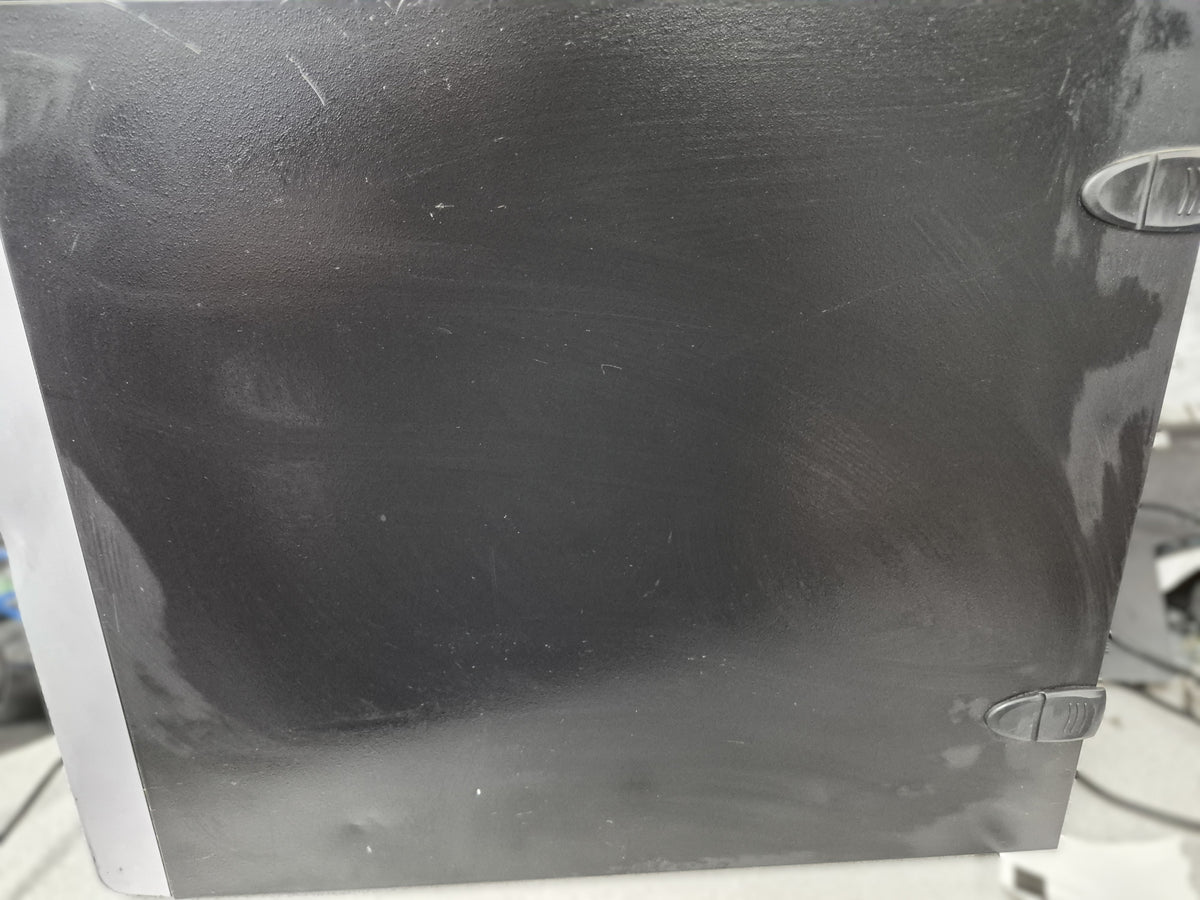 Tour ASUS P8H61-M LE CSM — panneau latéral droit