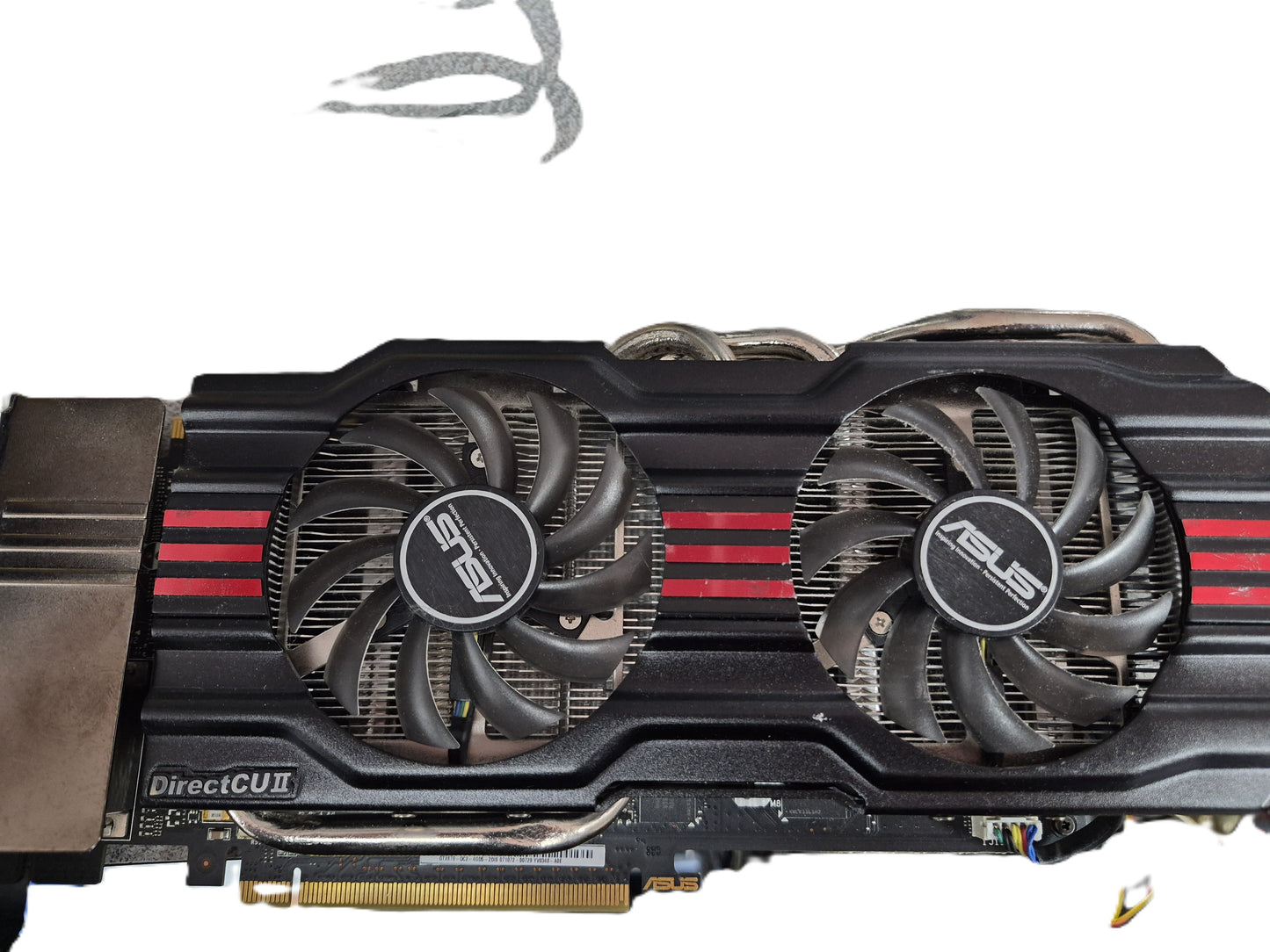 ASUS NVIDIA GeForce GTX 670 — 4GB GDDR5 — PCIe x16 — 2x DVI / HDMI / DisplayPort