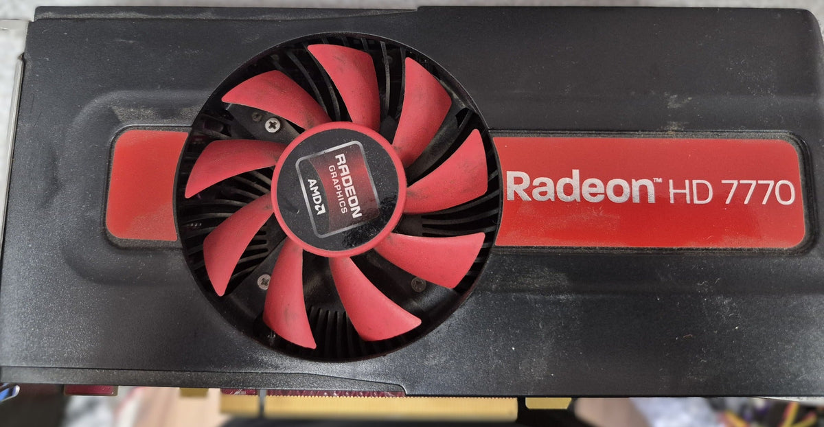 AMD Radeon HD 7770 — connecteur PCIe 6 broches