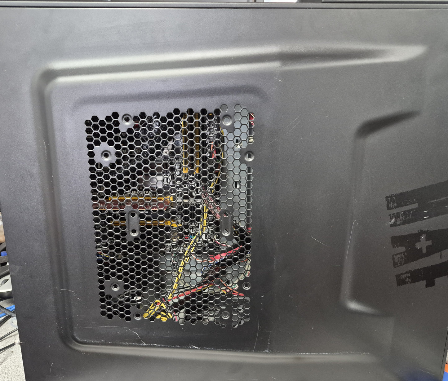 Custom Gaming PC – Cooler Master Case | AMD FX-8350 Eight-Core | 16 GB DDR3 | 480 GB SSD | Nvidia GTX 745 4 GB | Windows 11 Home