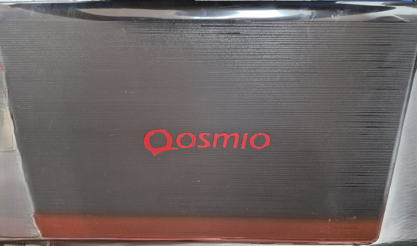 Toshiba Qosmio X770 – Core i7-2670QM | 8 Go | 256 Go SSD | 17.3" FHD | GTX 560M | Win 11