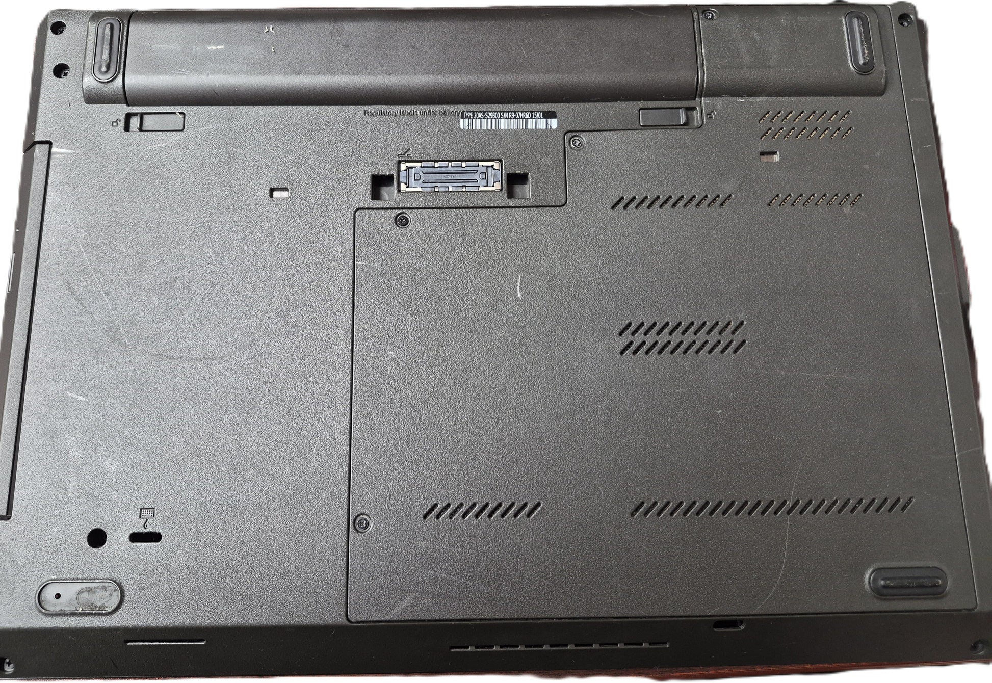 Lenovo ThinkPad L440 - vue écran ouvert