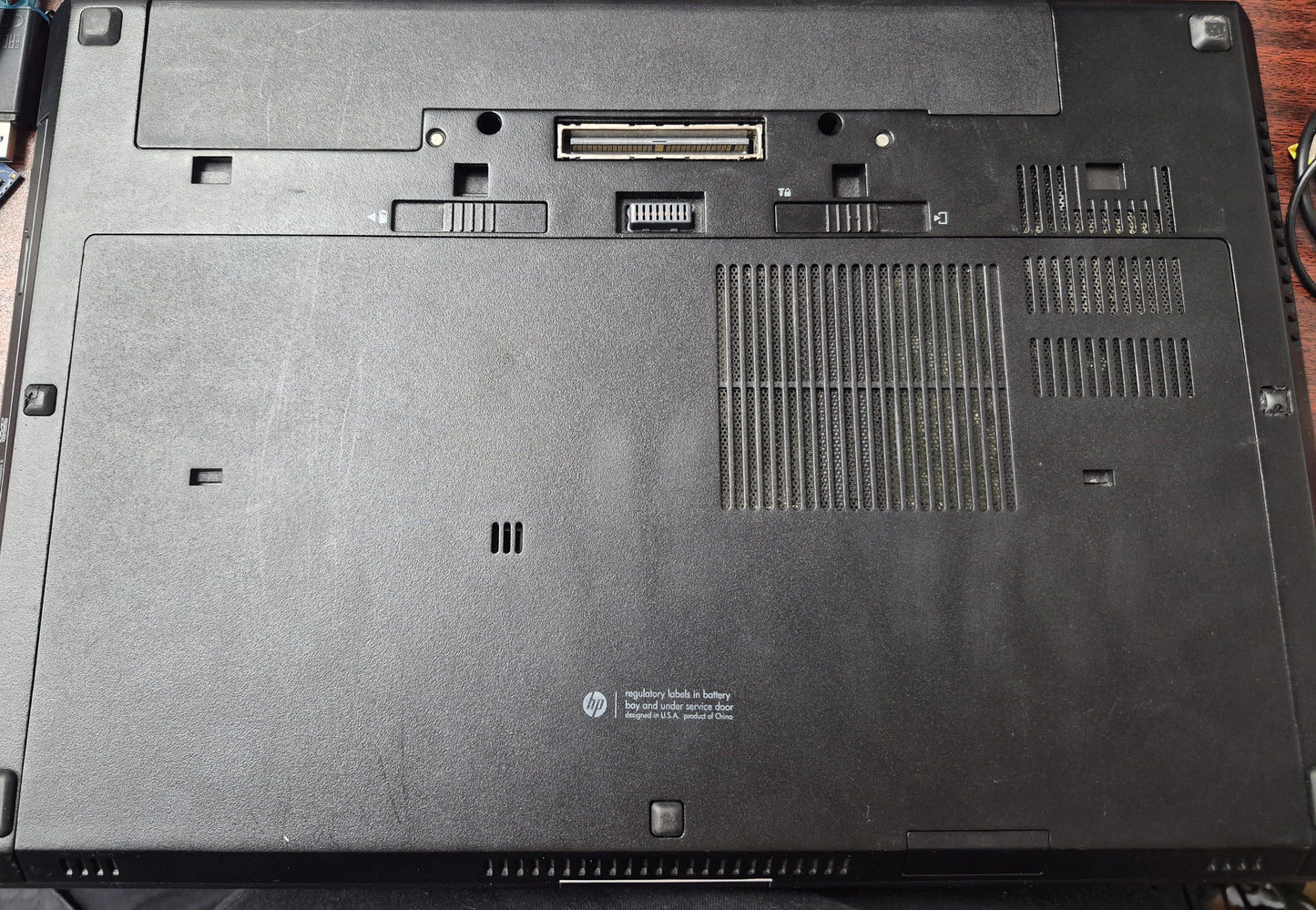 HP EliteBook 8560w — Intel Core i7-2620M — 8 Go DDR3 — 256 Go SSD — 15,6" FHD — Win 11 Pro