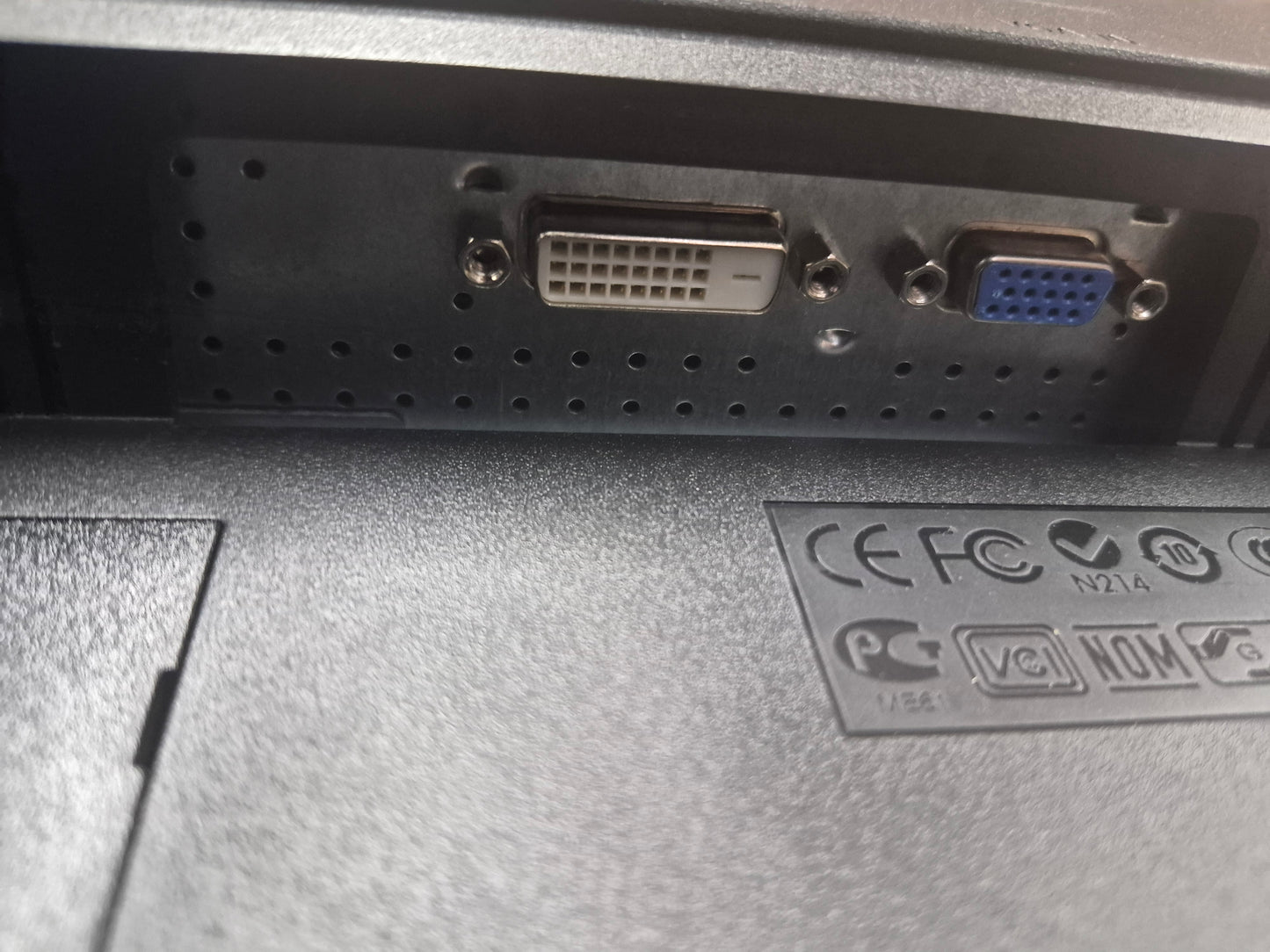 Acer V223W — Moniteur LCD 22" Widescreen | DVI-D + VGA | Reconditionné
