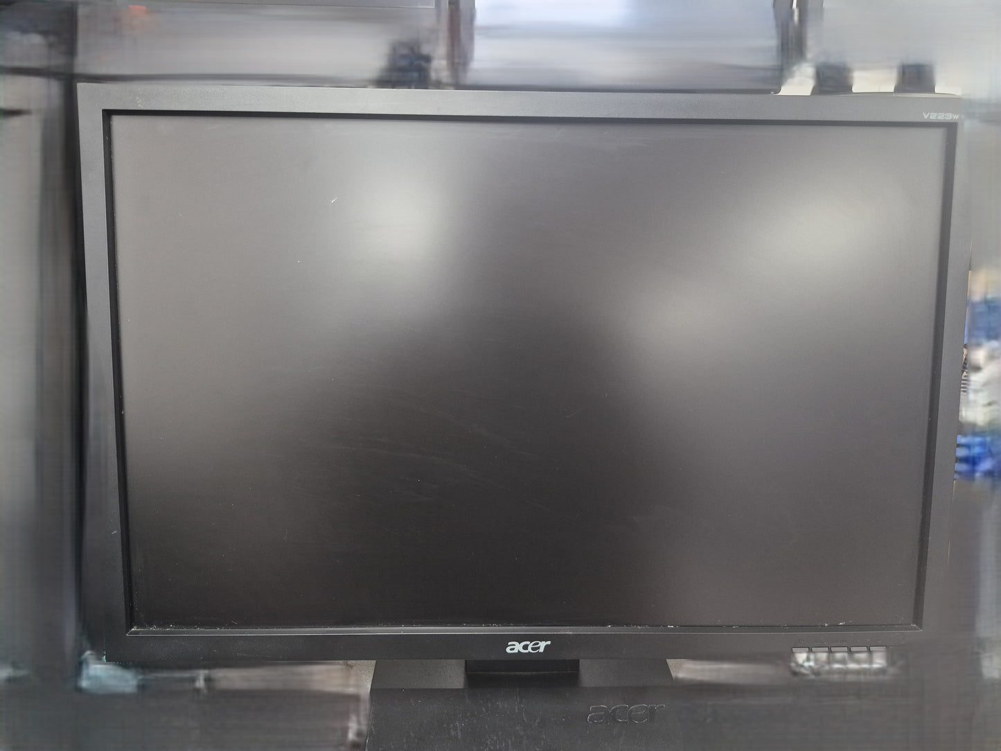 Acer V223W — Moniteur LCD 22" Widescreen | DVI-D + VGA | Reconditionné