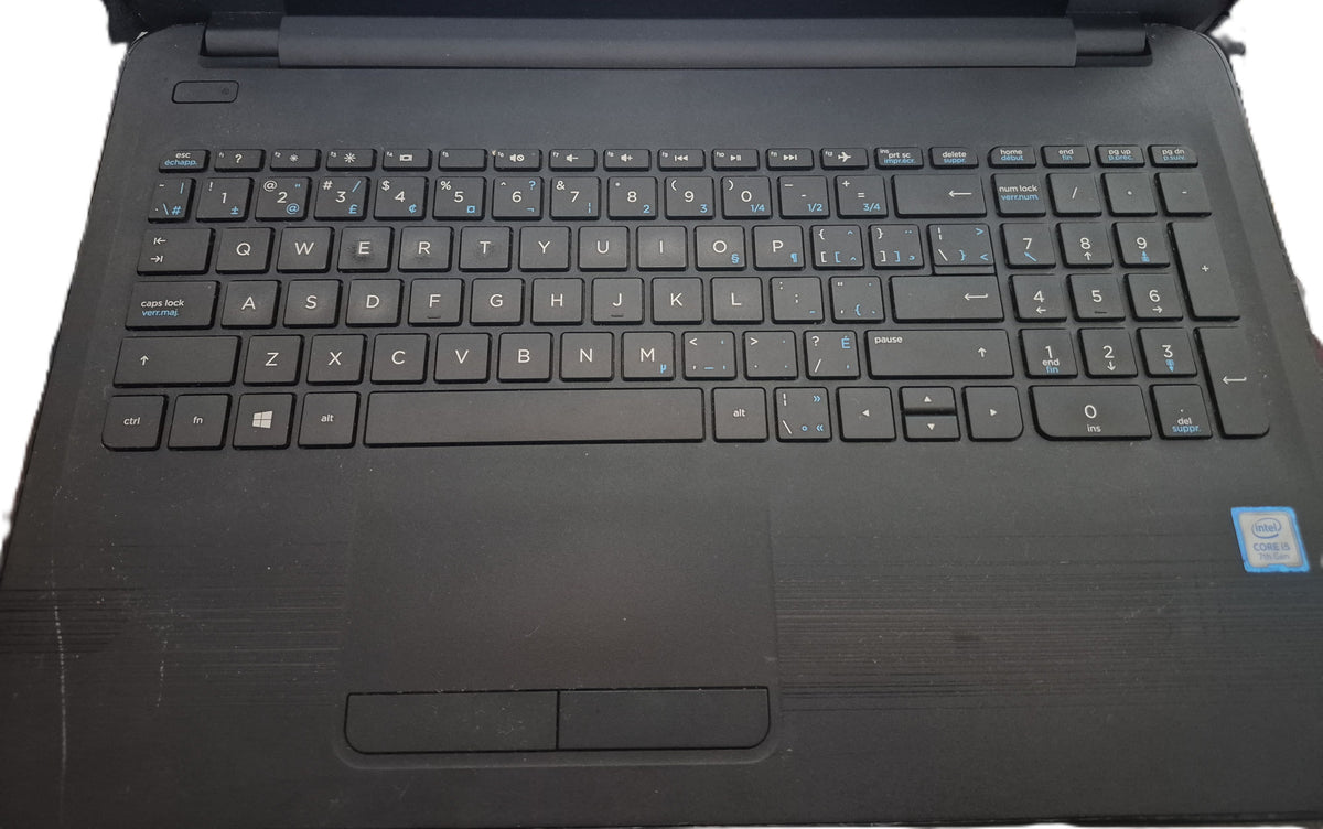 HP 15-ay127ca — Core i5-7200U — 8 Go DDR4 — 256 Go SSD — Écran 15.6" Tactile — Win 11 Famille