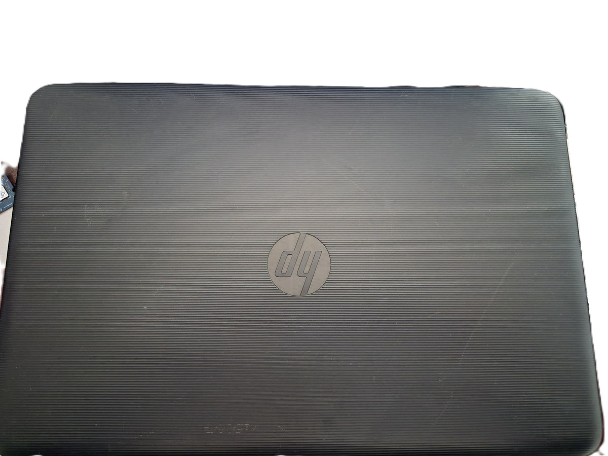 HP 15-ay127ca — Core i5-7200U — 8 Go DDR4 — 256 Go SSD — Écran 15.6" Tactile — Win 11 Famille