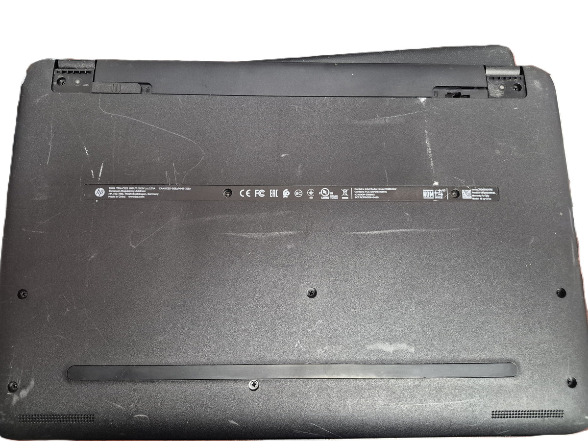 HP 15-ay127ca — Core i5-7200U — 8 Go DDR4 — 256 Go SSD — Écran 15.6" Tactile — Win 11 Famille