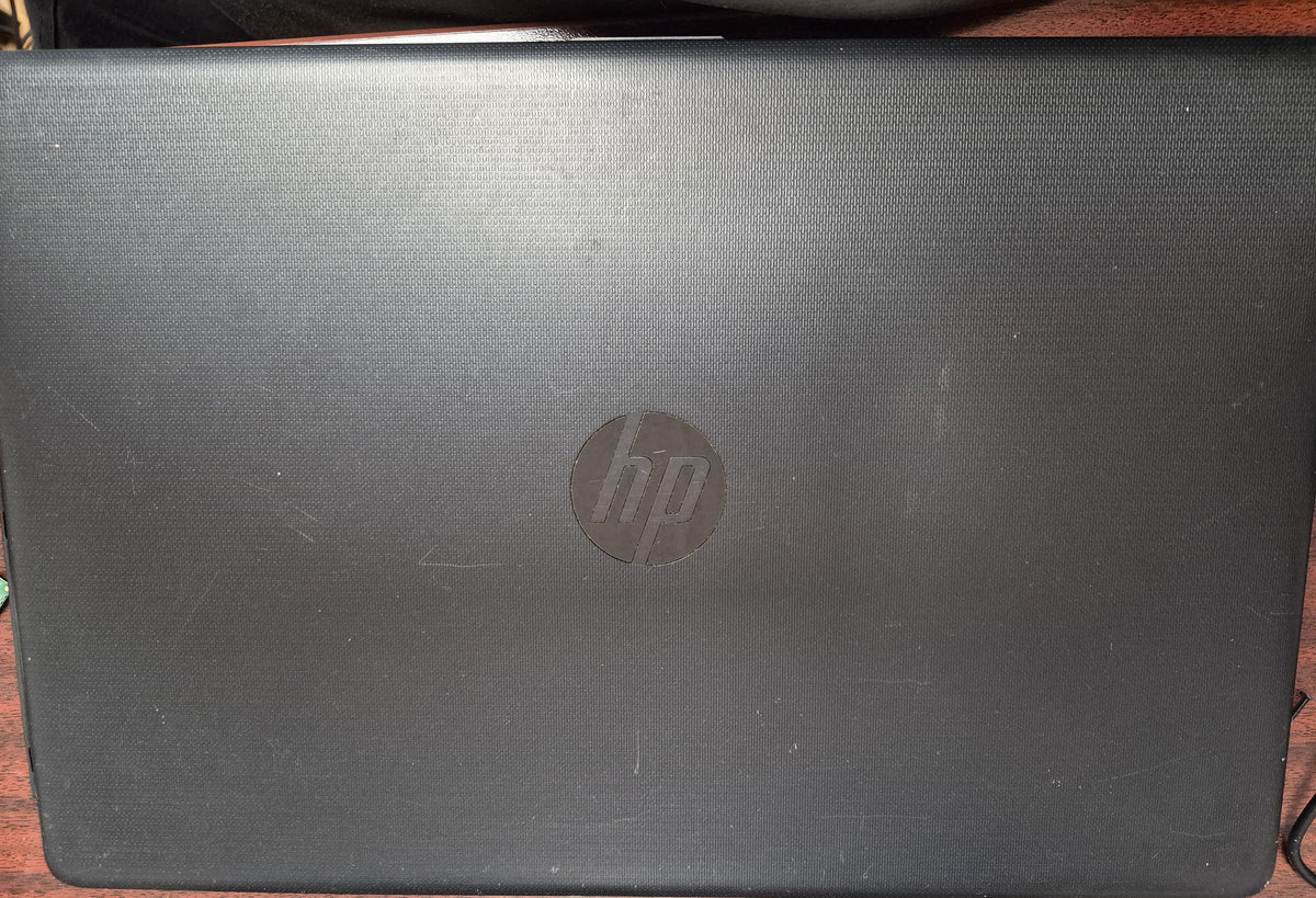 HP 15-db0088ca — vue de face