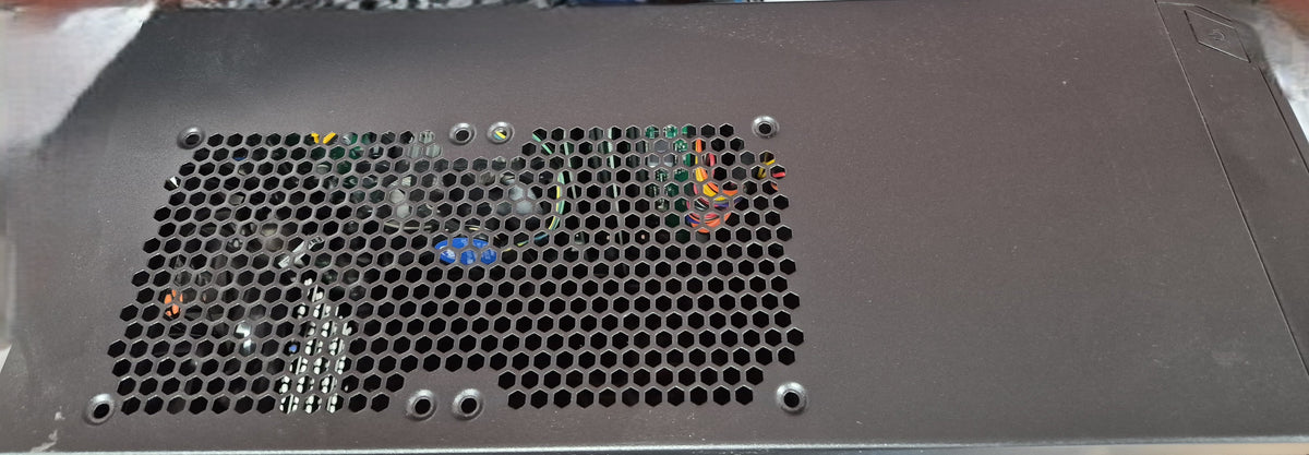 Tour Thermaltake — carte mère ASUS PRIME B250M-C, Core i5-7400, 8 Go DDR4, SSD 256 Go, Windows 11 Pro