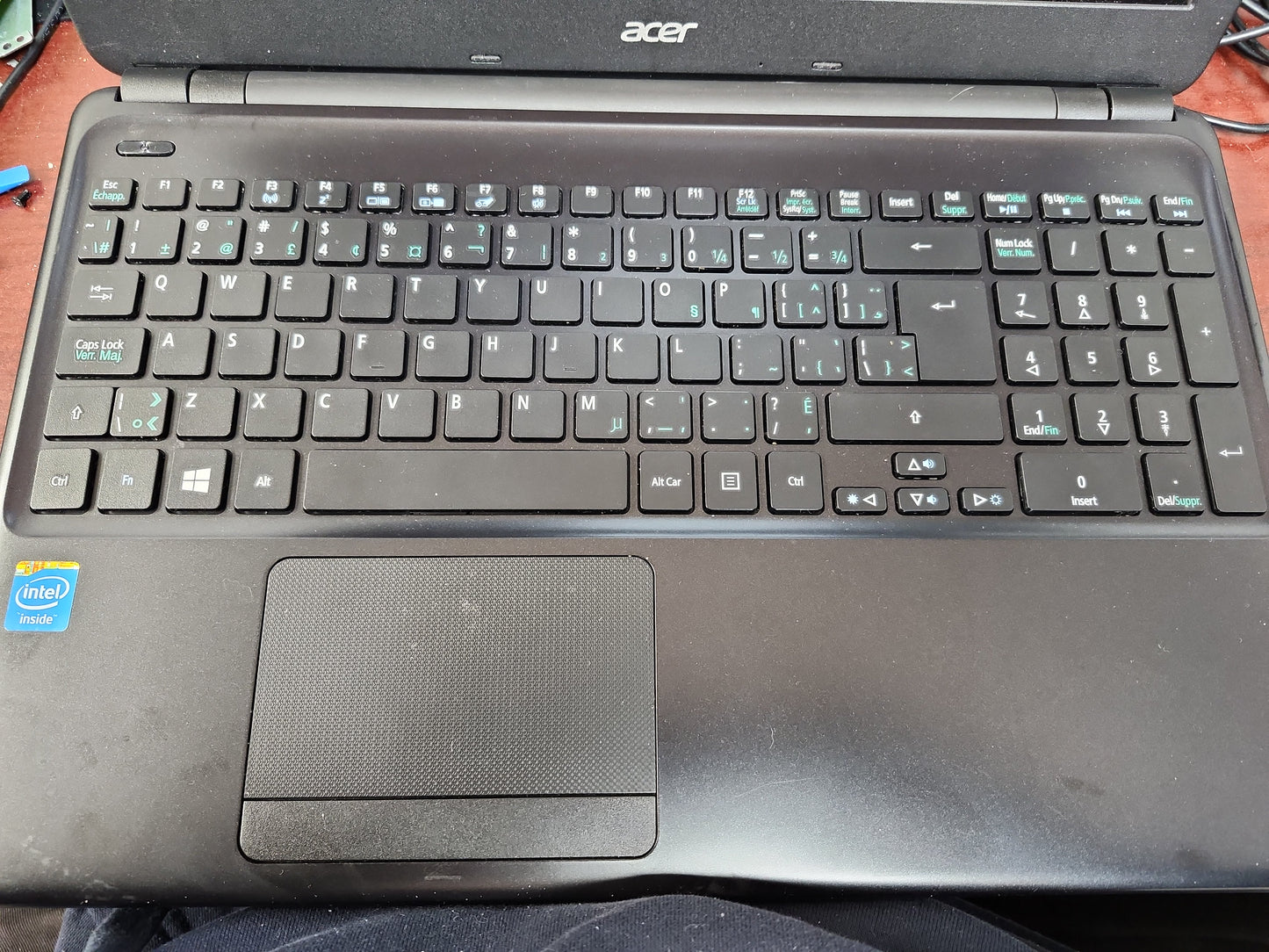 *Acer Aspire E1-510 Intel® Celeron® N2820