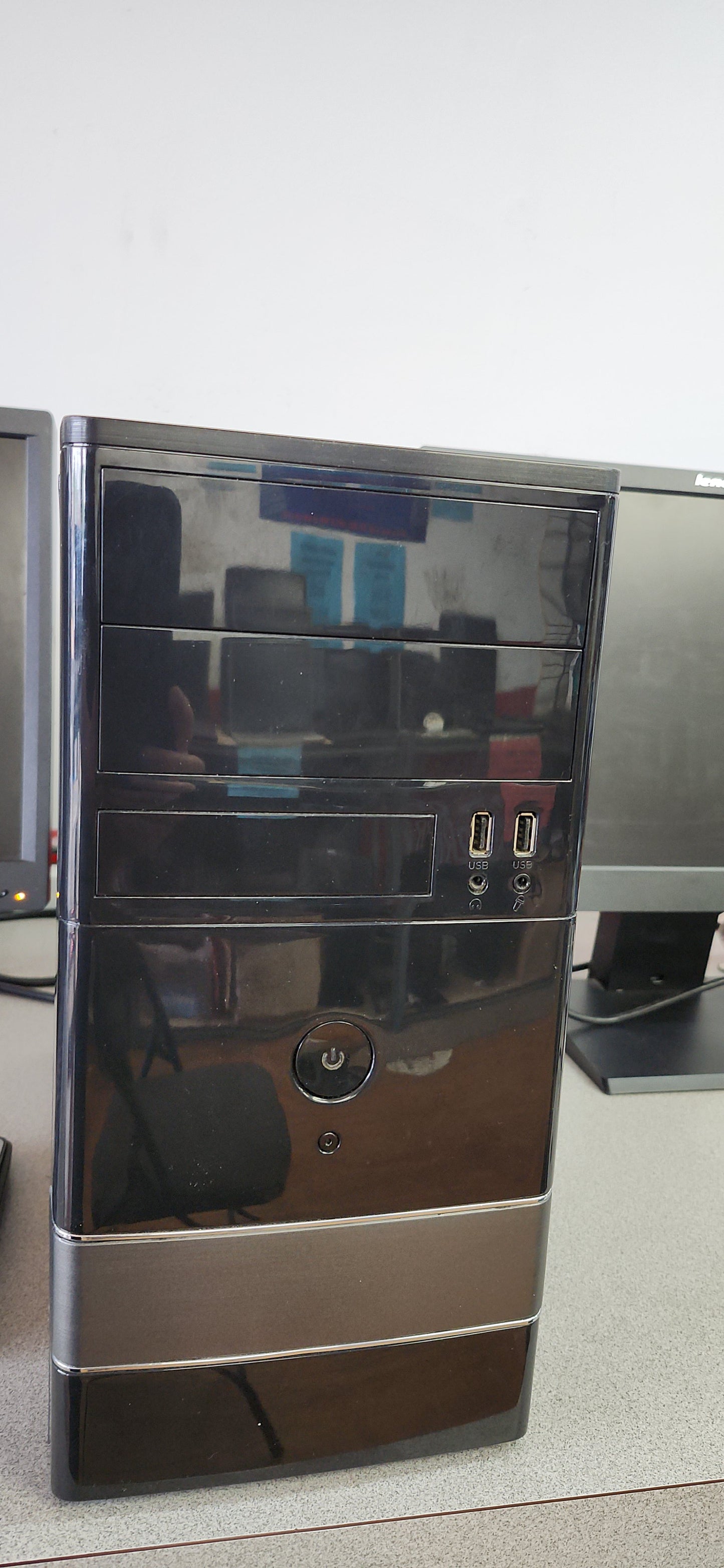 *MSI H61M-P31/W8 CORE i5 3570